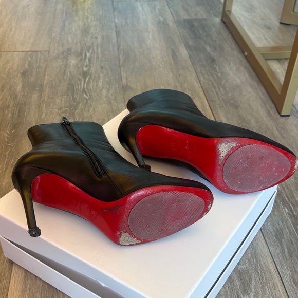 Christian Louboutin boots! - Picture 5 of 9